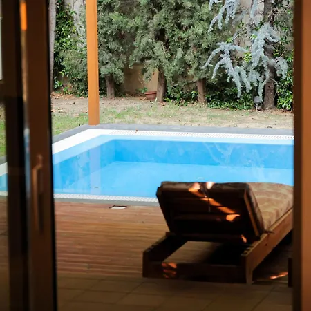 Pool And Retreat Villa