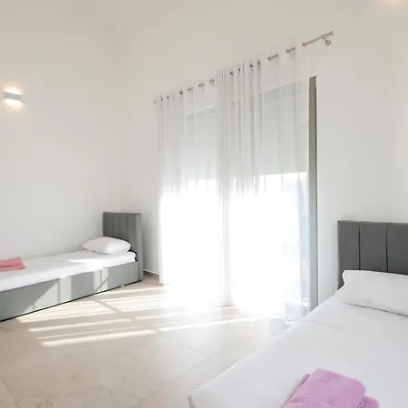 Pool And Retreat * Tirana