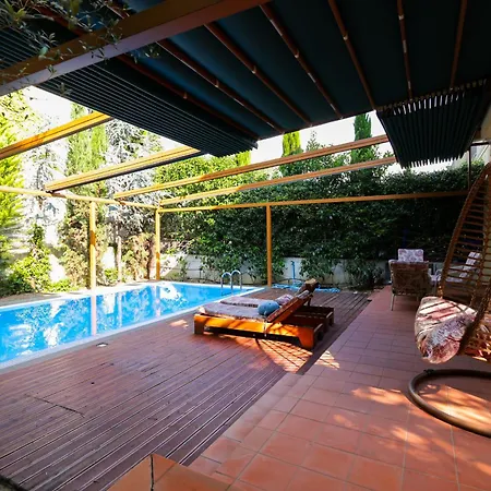 Pool And Retreat Villa Tirana