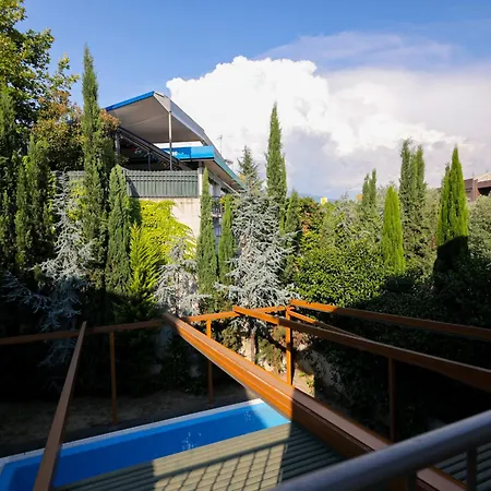 Villa Pool And Retreat *