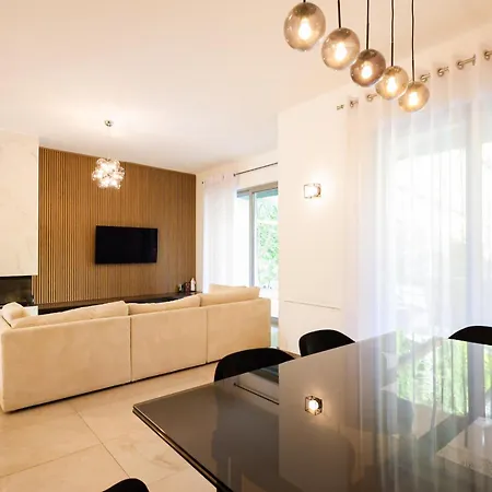 Pool And Retreat * Tirana